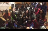 Missionária envia uma mensagem de ano novo diretamente da África