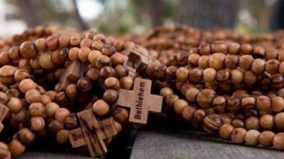 JMJ Panamá 2019: Jovens rezarão com terços de madeira de oliveira fabricados em Belém, na Palestina