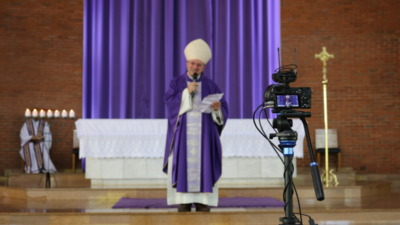 Bispo Preside Santa Missa transmitida pelas redes sociais e Rádio Inconfidência