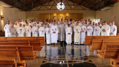 Padres da Diocese participam de retiro anual