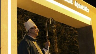 Tapejara recebe o Bispo diocesano e a chama da Vela Jubilar
