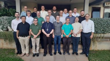 Membros da Coordenação Diocesana da Ação Evangelizadora participam de encontro regional em Toledo