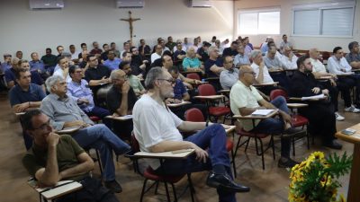Reunião do Clero enfatiza vida sacerdotal e missão
