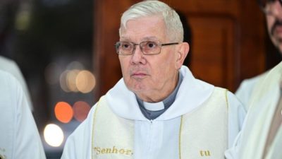 Padre Audinei Carreira recebe alta hospitalar